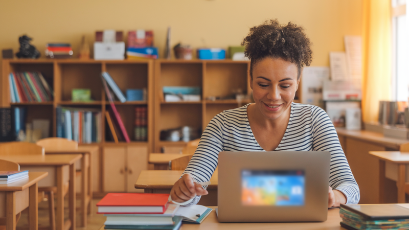 I-Prof : Guide Complet pour Utiliser l&rsquo;Assistant Carrière Éducatif