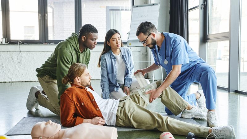 Maîtriser les gestes qui sauvent : Guide complet des cours de RCR à Montréal